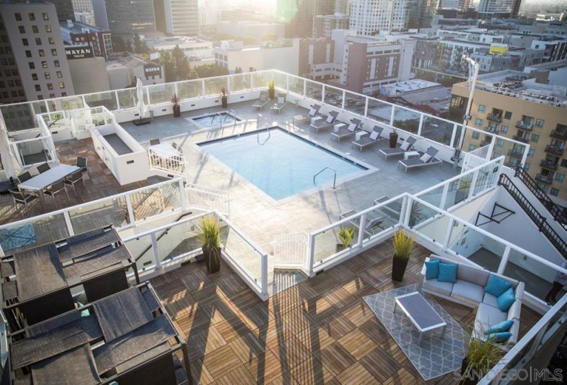 Rooftop pool/spa are just some of the community amenities.